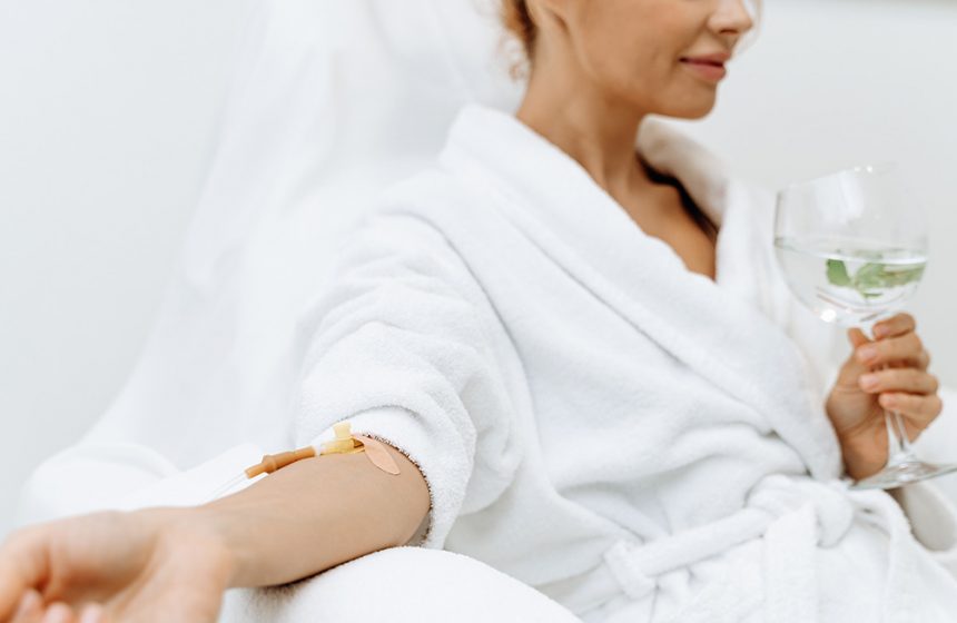 Aprovecha la sueroterapia para mejorar tu salud y bienestar